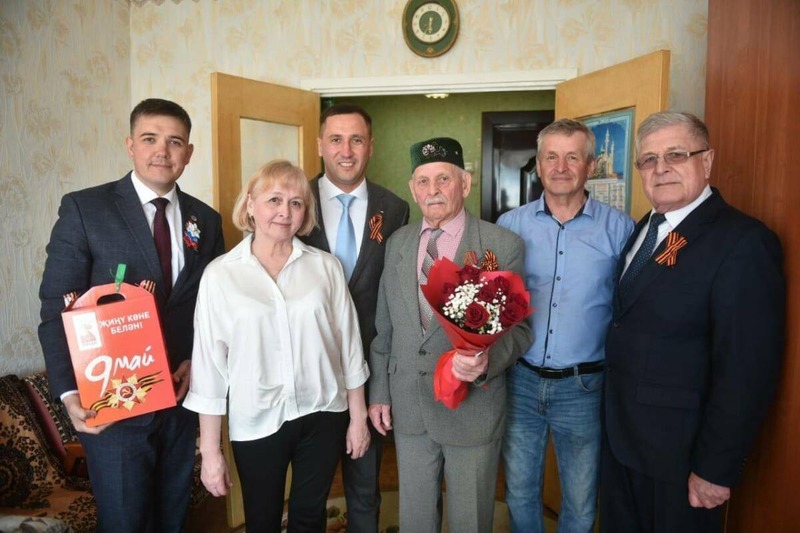 Ветераны Челнов приняли поздравления к юбилею Победы