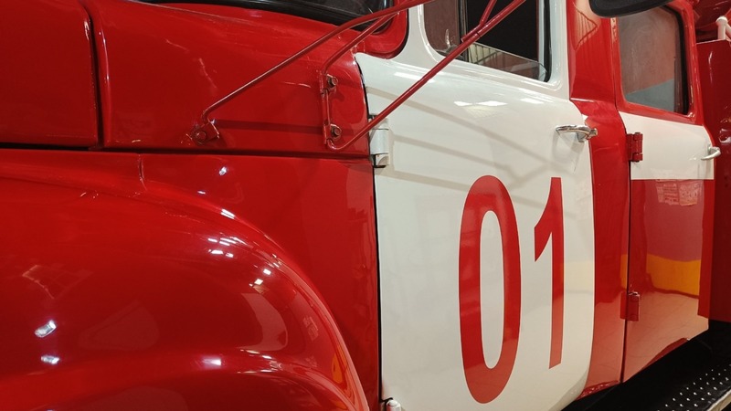 Правительство ЯНАО передало Омску две пожарные автоцистерны