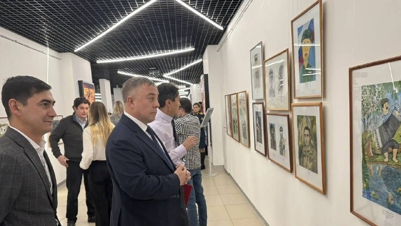 50 работ представлено на выставке детских рисунков о героях СВО в Уфе