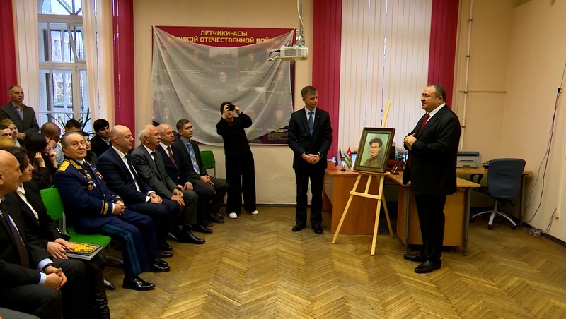 Именной кабинет первой абхазской лётчицы Мери Авидзба открыли в Петербурге