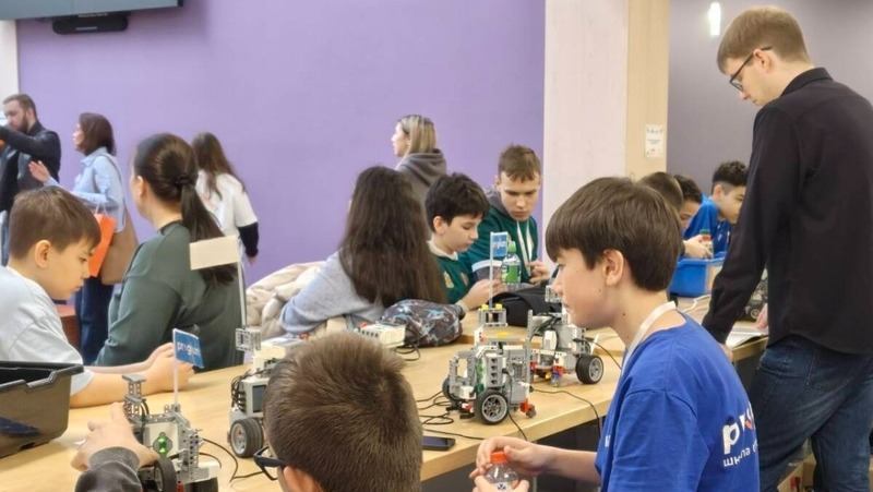 Около 300 татарстанцев приняли участие в фестивале робототехники и технологического творчества