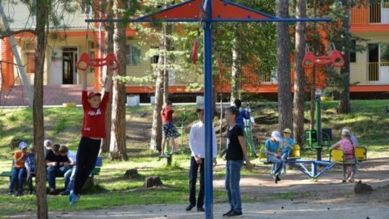Более 470 тыс. детей отдохнут в оздоровительных летних лагерях в Свердловской области в 2026 году