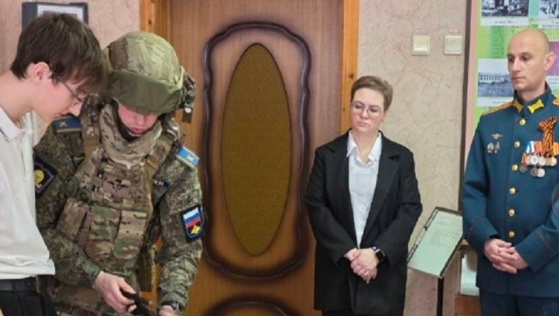 Патриотические встречи ко Дню защитника Отечества стартовали в школах Рязанской области