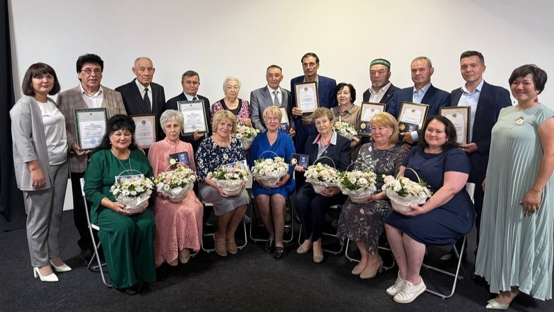 7 уфимских семей наградили медалями «За любовь и верность»