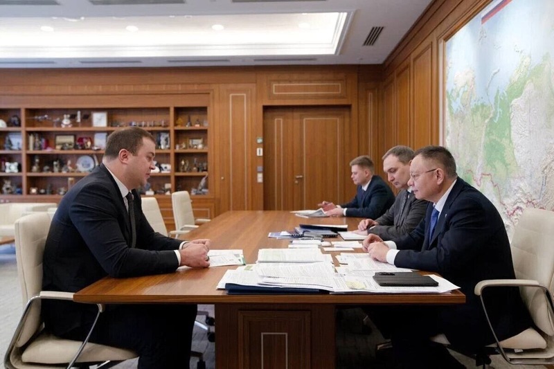 В. Хоценко : 920 тыс. кв. м жилья введено эксплуатацию в 2025 году в Омской области