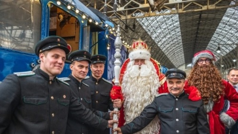 Поезд Деда Мороза прибудет в Омск 10 декабря