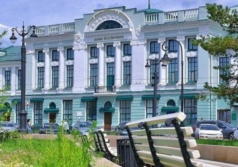 Впервые в Омске открыли выставку работ Серова из собраний трех музеев