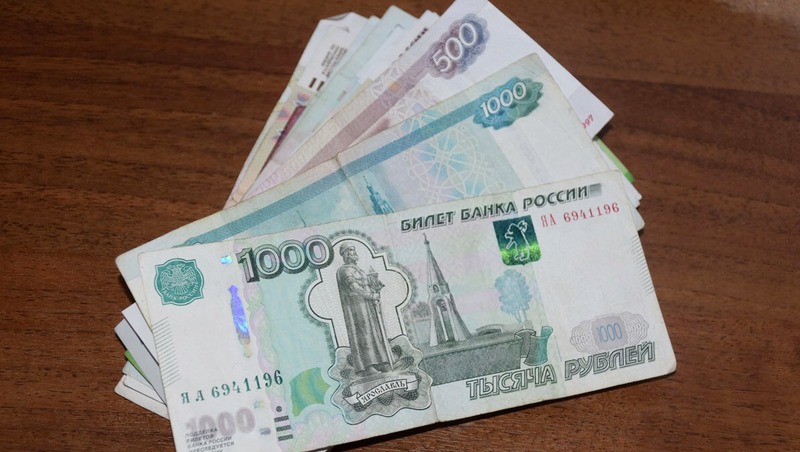 До 4,3 тыс. руб. увеличили выплату на покупку школьной формы в Рязанской области