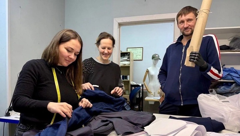 Ателье по пошиву адаптивной одежды для ветеранов СВО открылось в Рязани