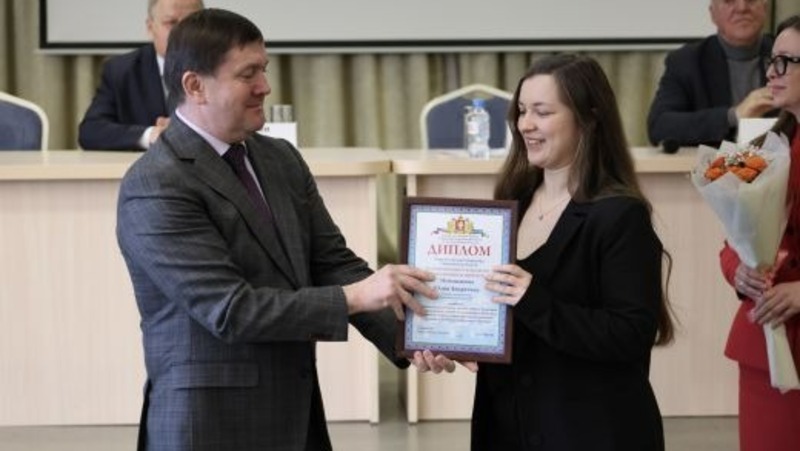 20 молодым учёным Свердловской области вручили губернаторские премии