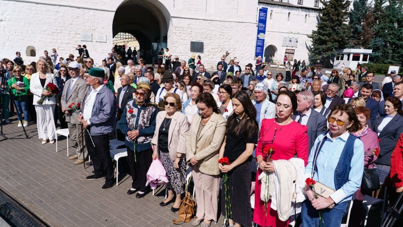 Память татарского поэта Мусы Джалиля почтили в Казани