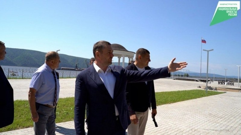 Дмитрий Демешин оценил работы по реконструкции набережной в Николаевске-на-Амуре