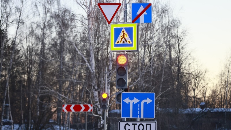 2 877 дорожных знаков установили в Татарстане в 2025 году