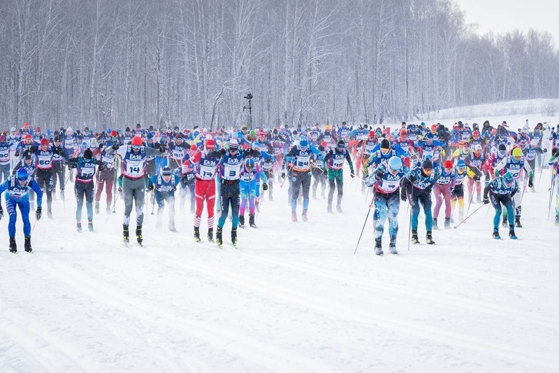 Более 850 лыжников вышли на старт марафона «Европа-Азия» в Свердловской области