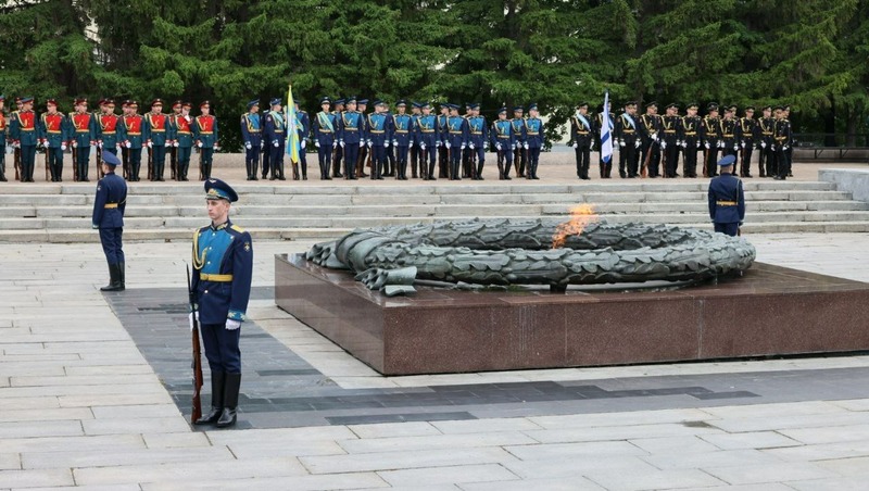 Губернатор А.Текслер поручил привести в порядок воинские мемориалы перед Днём Победы
