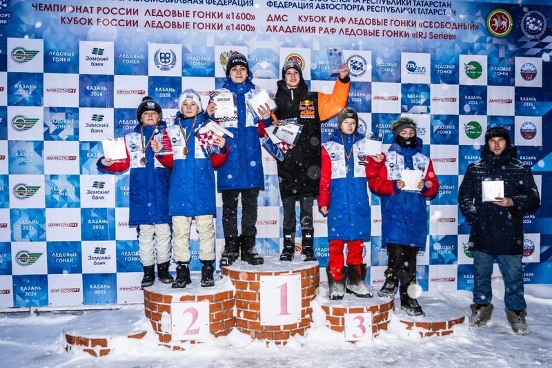 Воронежец победил на этапе Чемпионата России по ледовым гонкам
