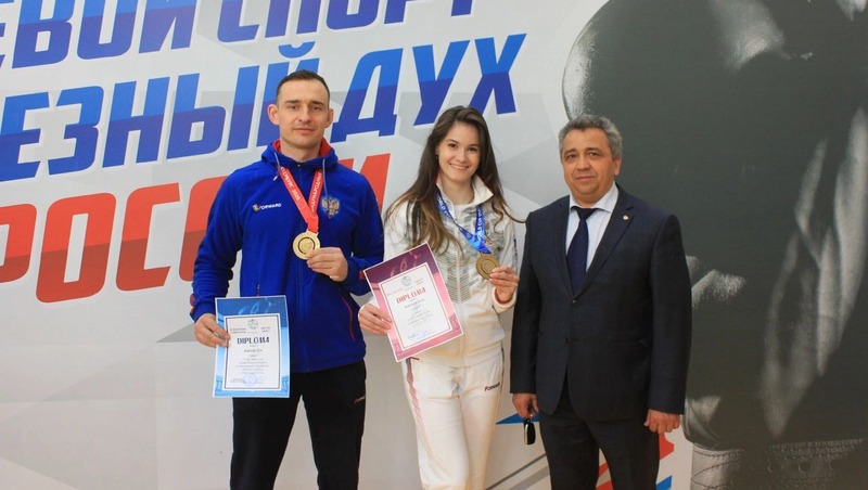 Самарские спортсмены одержали победу на международных соревнованиях по гиревому спорту