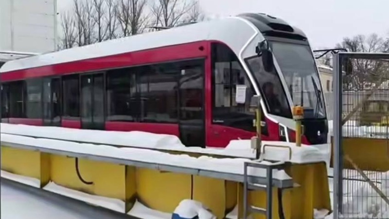 Два новых низкопольных трамвая «Львёнок» отправили в Самару