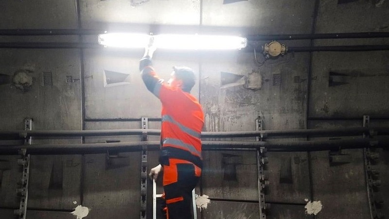 279 ламп освещения заменили в тоннелях казанского метро в ноябре