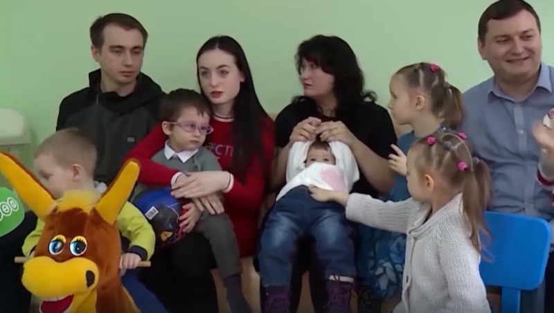 625 приемных семей Башкирии получили единовременные выплаты в 2025 году