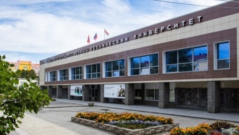 11 команд из ОмГТУ получили гранты по одному миллиону рублей