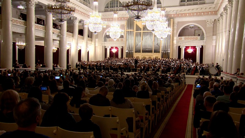 240 юных артистов приняли участие в концерте «Поют дети Ленинграда» в Петербурге