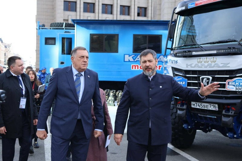 Президент Республики Сербской осмотрел выставку «Сделано в Татарстане»