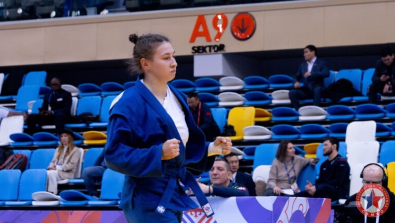 Свердловская спортсменка стала 4-кратной чемпионкой России по самбо