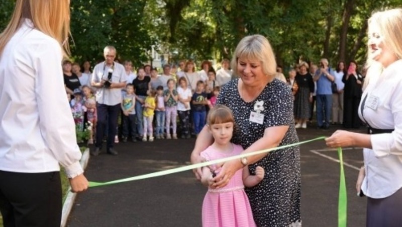 6 семейных МФЦ открылись в Омске