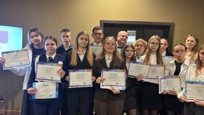 3 школьника из Свердловской области — победители Всероссийского научного фестиваля