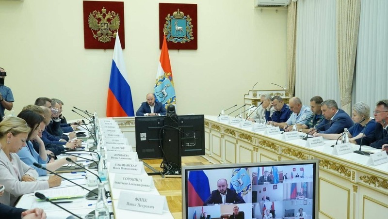 Федорищев поручил разработать программу обновления детских площадок