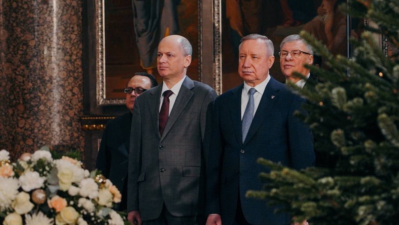 Губернатор Беглов поздравил горожан с Рождеством Христовым