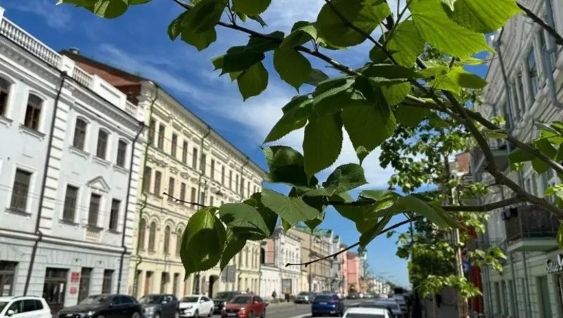 Лестницы и тротуары ремонтируют в исторической части Самары