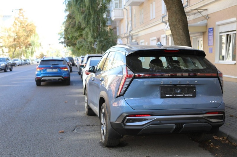 Бесплатную парковку в центре Воронежа организуют для водителей на Новый год