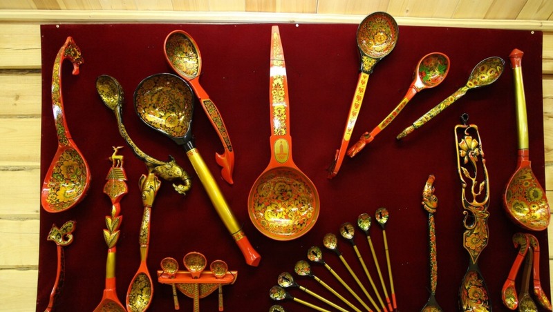 Нижегородские мастера представили хохломскую роспись на Днях русской культуры в Катаре