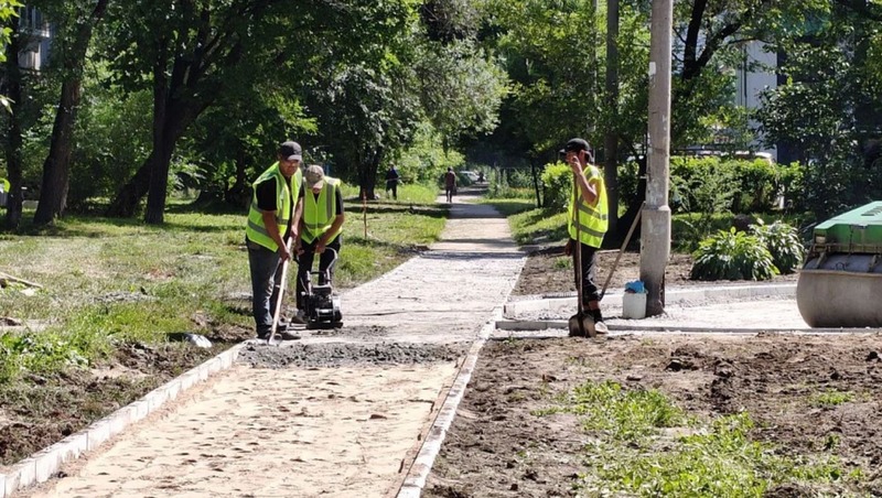 Около 550 дворов привели в порядок в Хабаровске за три года
