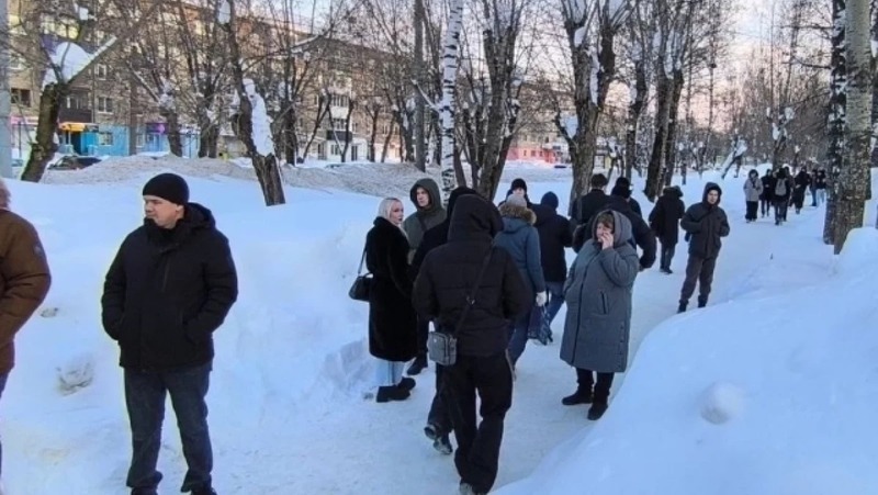 Студентов колледжа эвакуировали из-за сообщения о бомбе в Пермском крае