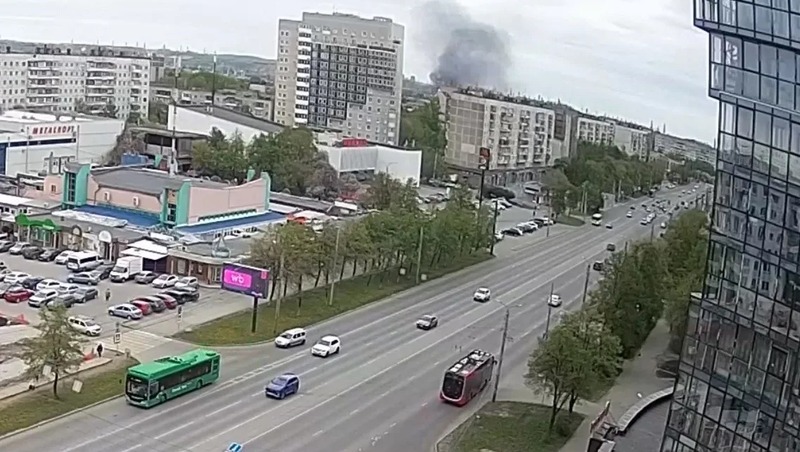 Причиной беспокойного чёрного облака над Челябинском стал горящий картон