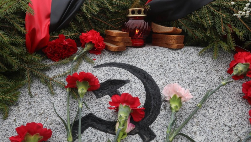 Единую базу данных о захоронениях времён блокады Ленинграда создадут в Петербурге