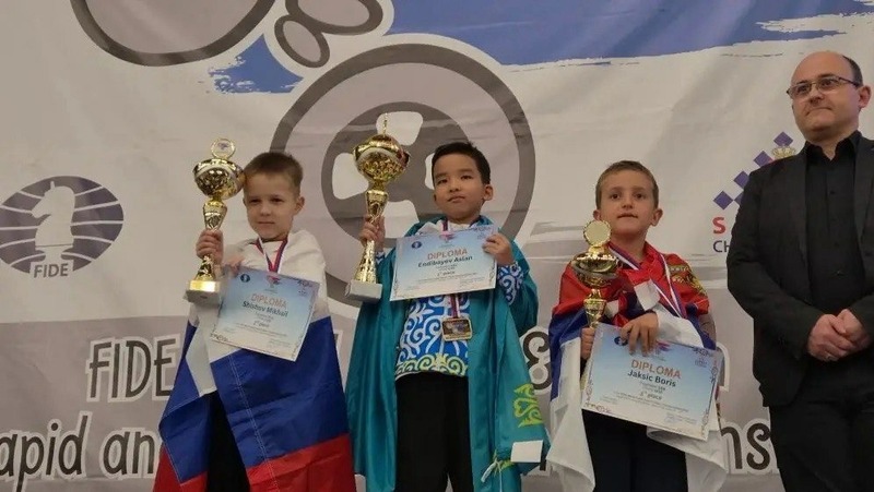 Юный шахматист из Казани выиграл первенство мира в Сербии