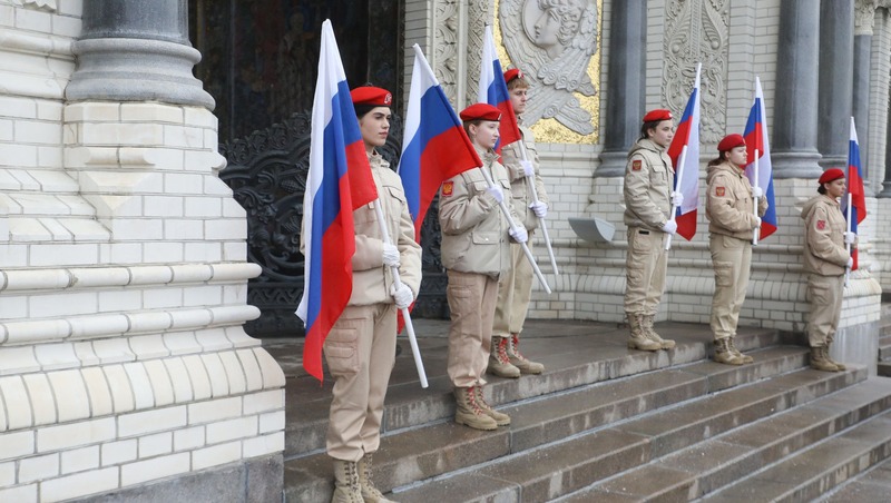 3 тыс. петербургских школьников вступили в «Юнармию» за полгода
