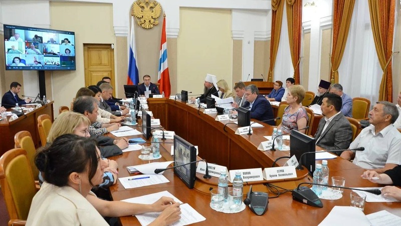 В Омске состоялось заседание Совета по демографической и семейной политике