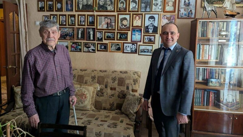 Медаль «100 лет образования ТАССР» вручили ветерану Амиру Юнисову в Казани