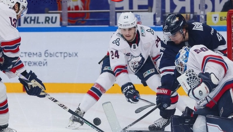 ХК «Металлург» обыграл «Нефтехимик» в матче КХЛ
