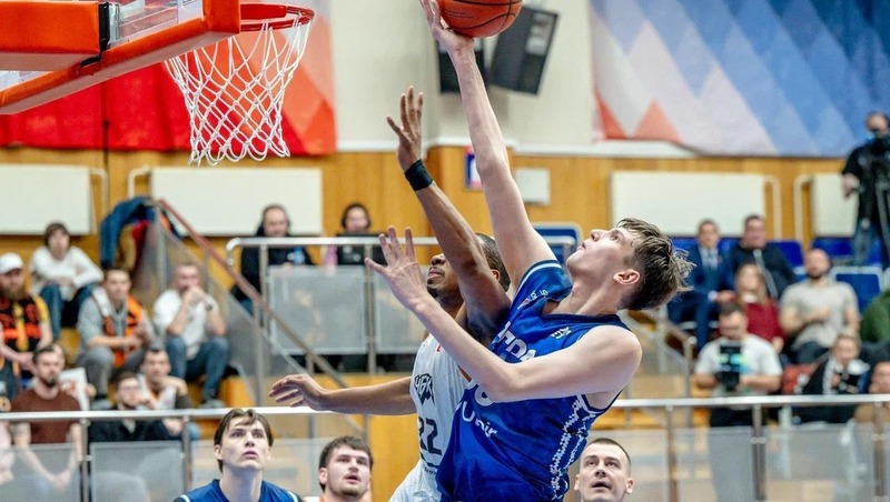 Челябинский «ЧБК» обыграл «Югру» в матче Суперлиги