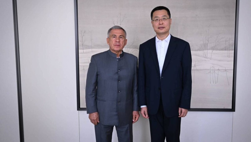 Минниханов прибыл с рабочей поездкой в китайский Ханчжоу