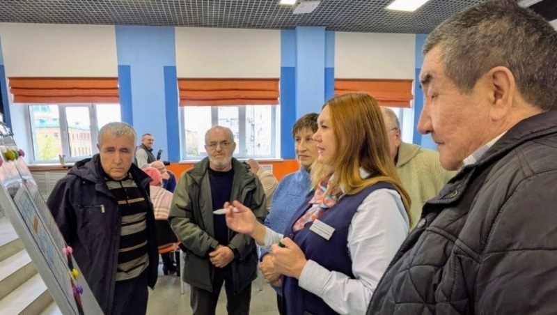 Кадровый центр помог найти работу 800 омским пенсионерам