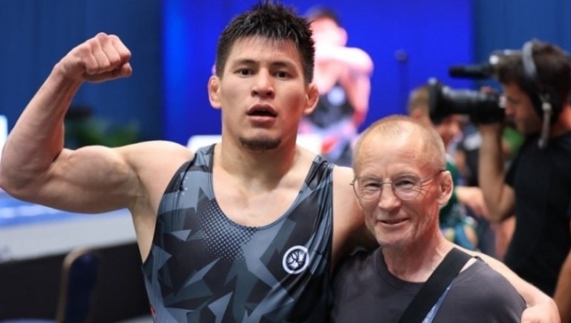 Омский борец Адлет Тюлюбаев отправляется на чемпионат мира в Загреб