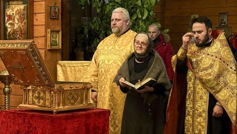 Ковчег с мощами святителя Иннокентия приняли в городе Сусумане